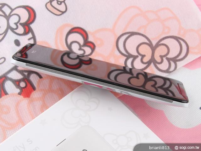 HTC Butterfly s Hello Kitty凱蒂貓甜美來襲