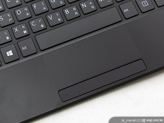 索尼首款微軟純平板Sony VAIO Tap 11 纖薄登場