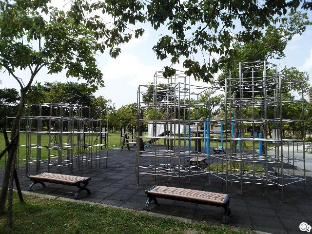 索尼首款微軟純平板Sony VAIO Tap 11 纖薄登場