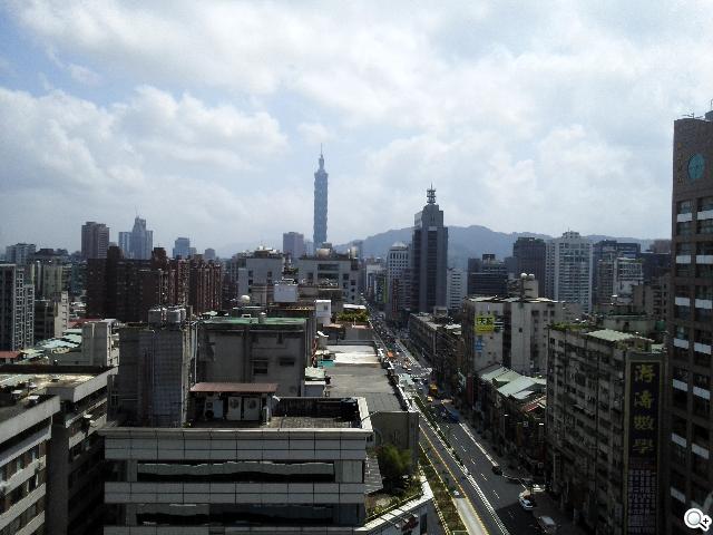 索尼首款微軟純平板Sony VAIO Tap 11 纖薄登場