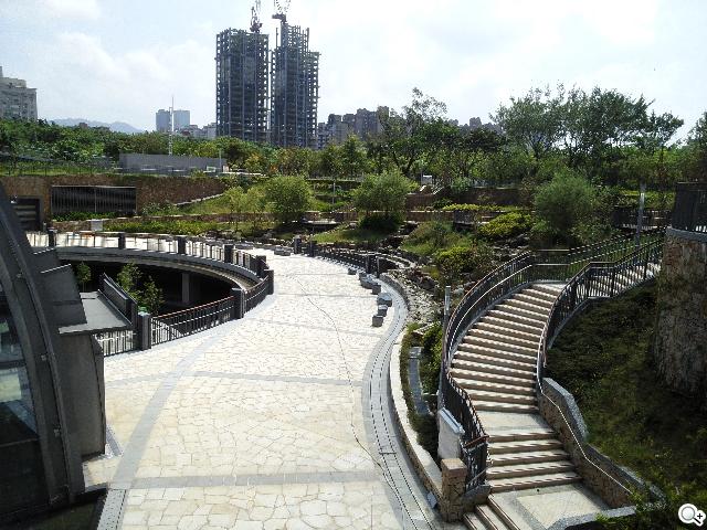 索尼首款微軟純平板Sony VAIO Tap 11 纖薄登場