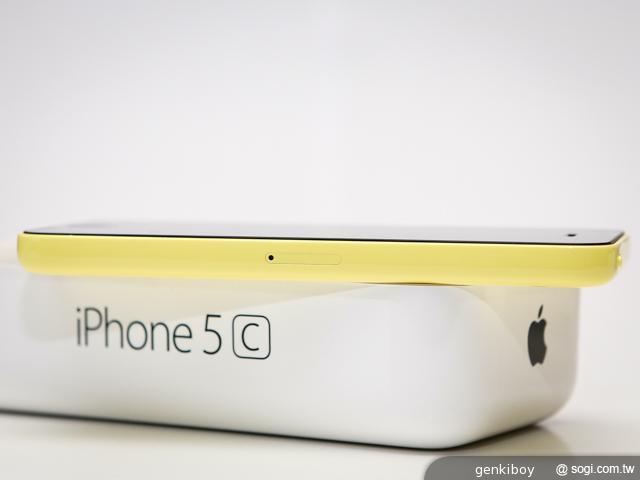 iPhone 5C 宛如裝上保護殼的蘋果手機