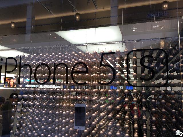 Apple iPhone 5S/5C 美國首賣開箱簡易測