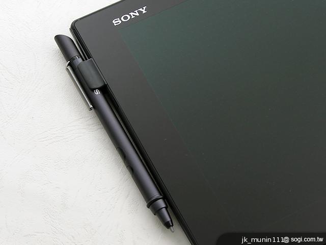 索尼首款微軟純平板Sony VAIO Tap 11 纖薄登場