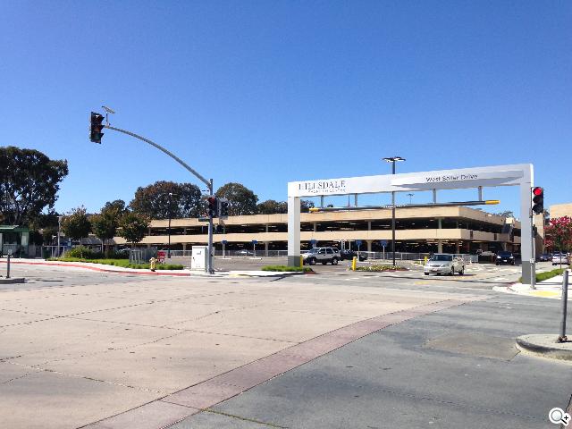 iPhone 5C 宛如裝上保護殼的蘋果手機