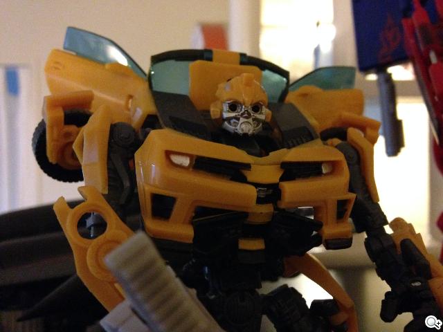 iPhone 5C 宛如裝上保護殼的蘋果手機