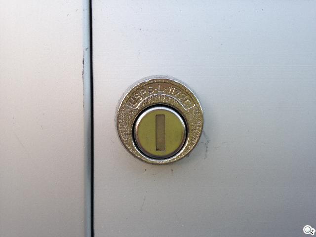 iPhone 5C 宛如裝上保護殼的蘋果手機