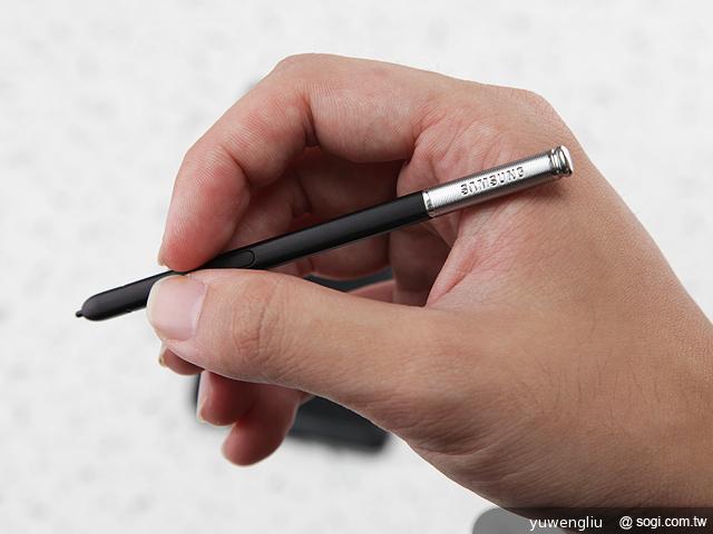 SAMSUNG Note 3外型、攝錄深度測試