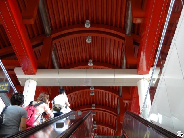 Sony DSC-QX10外掛式相機 補足手機、平板拍照功能 Sony DSC-QX10外掛式相機 補足手機、平板拍照功能