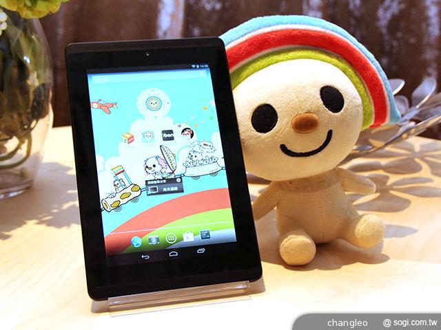 7-11、鴻海再合作 推七吋OPEN小將智慧平板