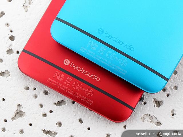 雙色共舞!新HTC One極光藍、魅麗紅圖賞 雙色共舞!新HTC One極光藍、魅麗紅圖賞