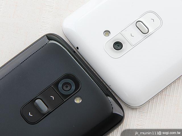 5.2吋樂金旗艦機皇LG G2 後置按鍵獨特體驗