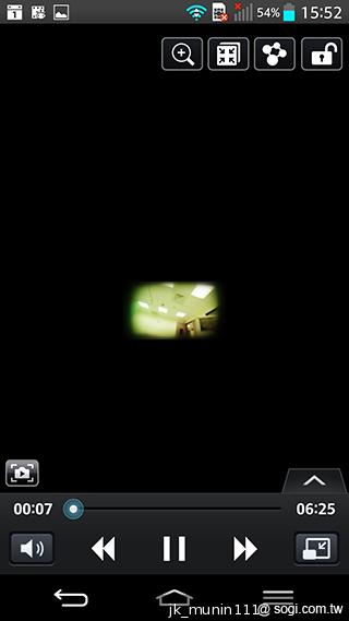 5.2吋樂金旗艦機皇LG G2 後置按鍵獨特體驗