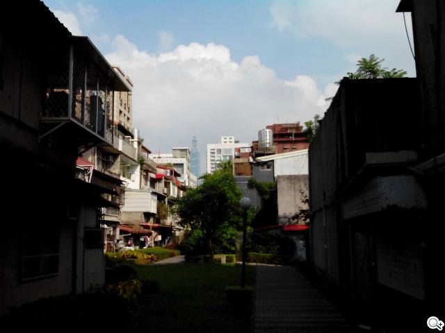 圓潤窄框四核雙卡手機 HUAWEI Ascend G610