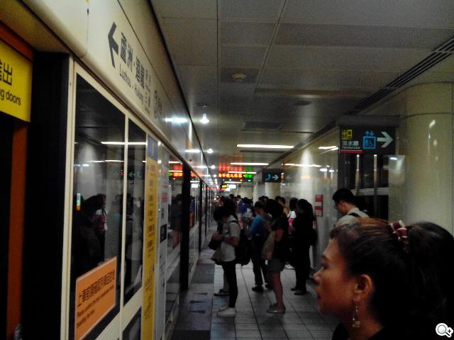 圓潤窄框四核雙卡手機 HUAWEI Ascend G610