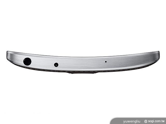 首款軟性OLED手機 三星GALAXY Round發表