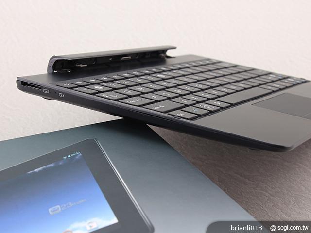 ASUS TF701T變形平板 美麗視界 疾速登場