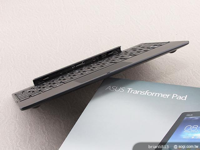 ASUS TF701T變形平板 美麗視界 疾速登場