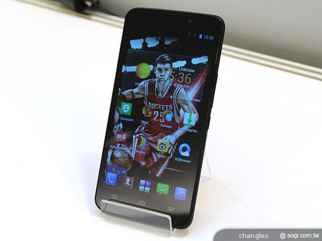 ZTE啟動運動行銷 找上火箭隊 Grand S、Memo 5S登台