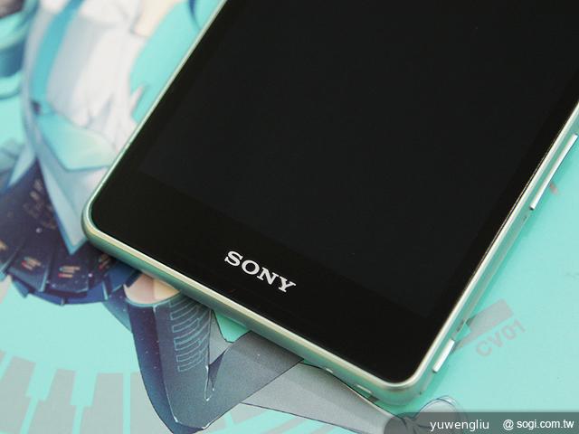 歌姬降臨！初音版Sony Xperia A SO-04E實測
