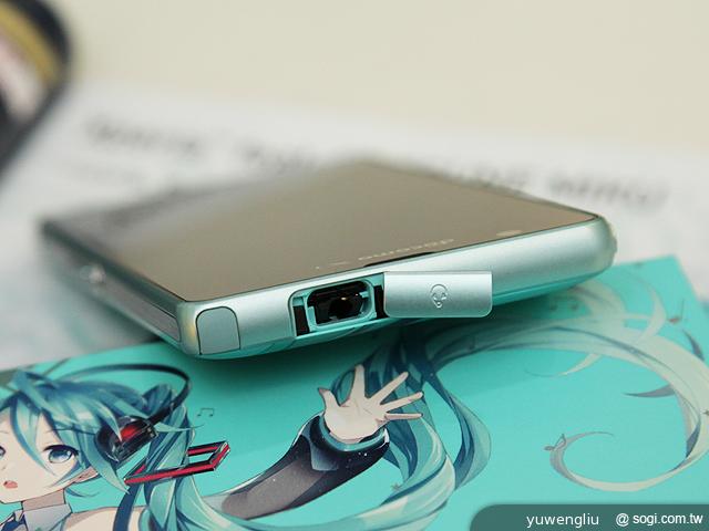 歌姬降臨！初音版Sony Xperia A SO-04E實測