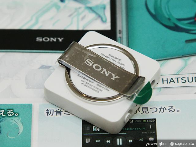 歌姬降臨！初音版Sony Xperia A SO-04E實測