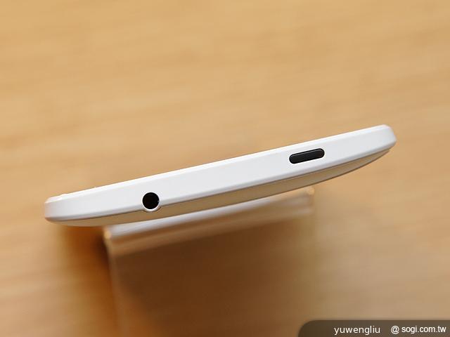 HTC One max指紋辨識與新功能、效能速測！