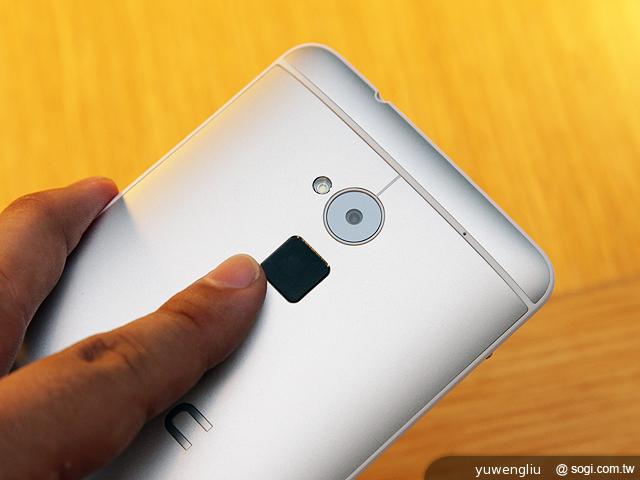 HTC One max指紋辨識與新功能、效能速測！