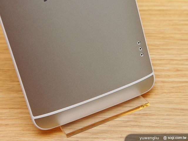 HTC One max指紋辨識與新功能、效能速測！