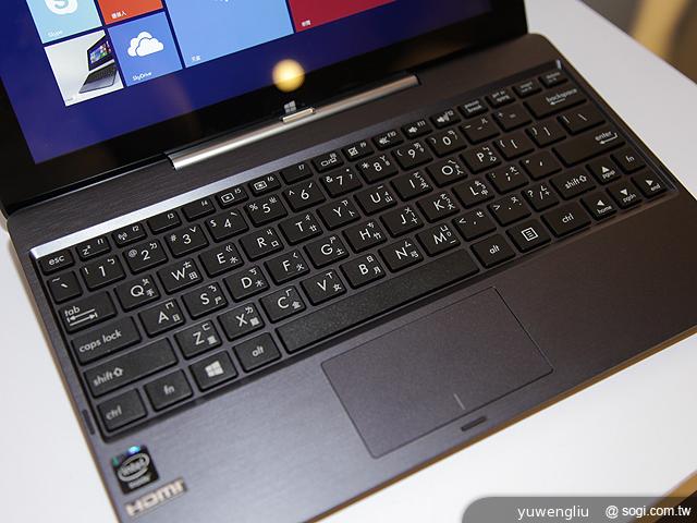 Win8.1變形筆電ASUS T100發表 T300、Trio售價公布 Win8.1變形筆電ASUS T100發表 T300、Trio售價公布
