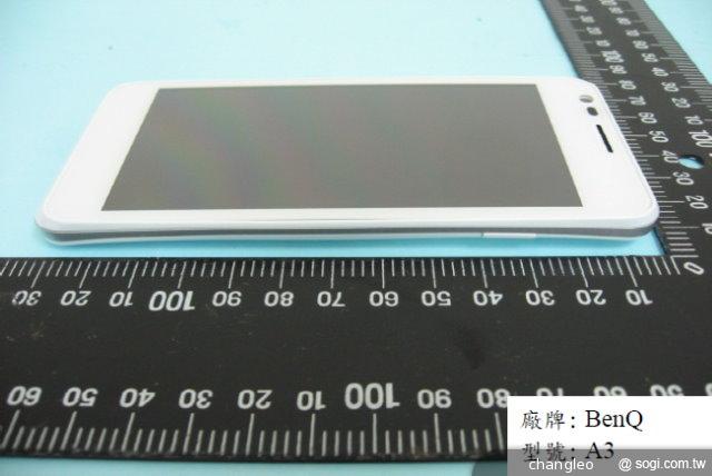 BenQ重返台灣手機市場 推4.5吋A3、F3四核雙機