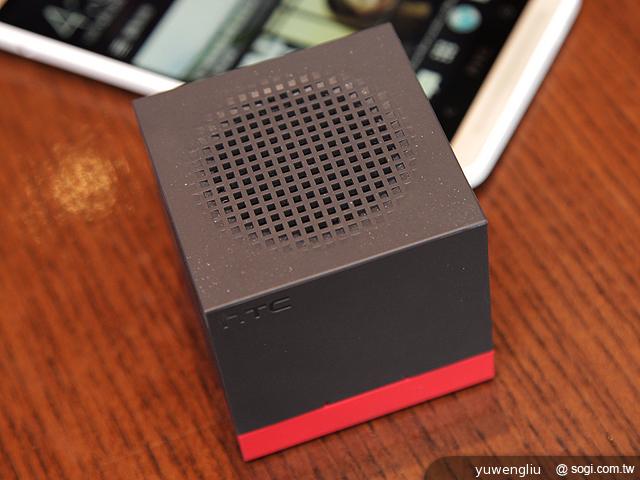 One max電池背蓋與HTC mini+話機與等配件大集合