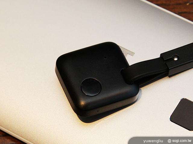 One max電池背蓋與HTC mini+話機與等配件大集合