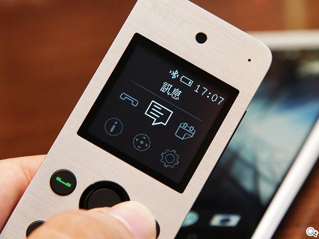 One max電池背蓋與HTC mini+話機與等配件大集合