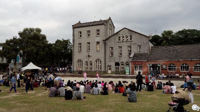 阿爾卡特OneTouch Idol X 俐落美型、四核雙卡機