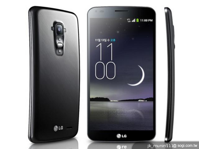 LG彎曲螢幕手機G Flex發表 具背蓋修復功能