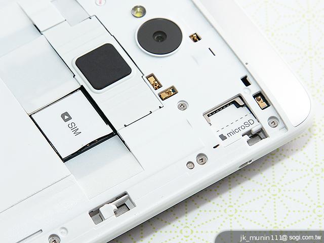 指紋辨識5.9吋金屬巨砲 HTC One Max實測