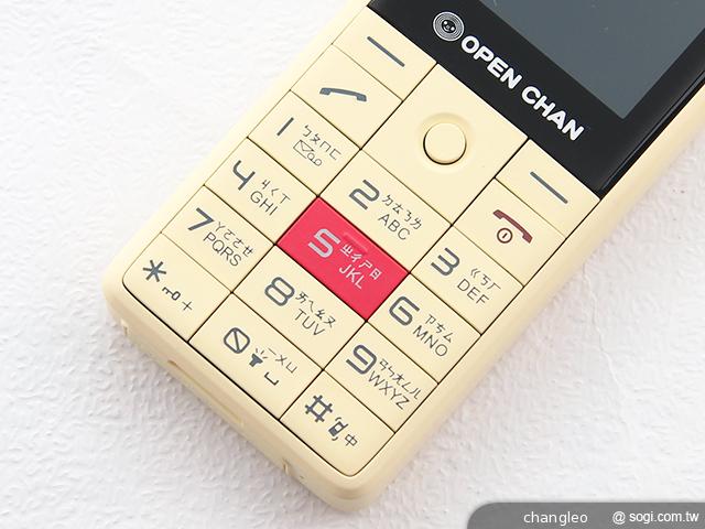 OPEN小將魔法變裝手機 超大電量的低價2G雙卡機