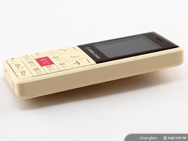 OPEN小將魔法變裝手機 超大電量的低價2G雙卡機