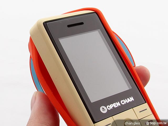 OPEN小將魔法變裝手機 超大電量的低價2G雙卡機
