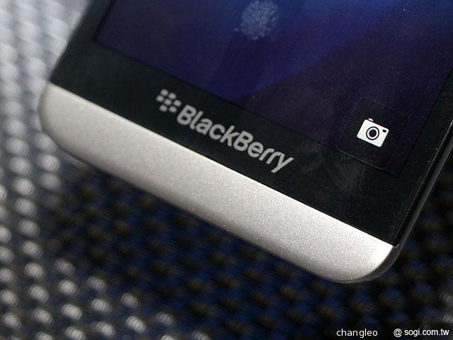 楓信收購BlackBerry破局 CEO下台