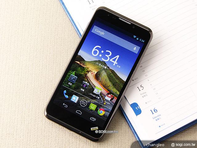 集嘉雙卡手機Simba SX1、Roma R2 11月上市