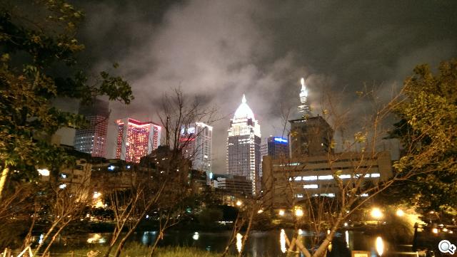 指紋辨識5.9吋金屬巨砲 HTC One Max實測