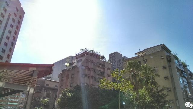 指紋辨識5.9吋金屬巨砲 HTC One Max實測