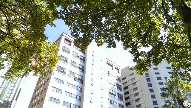 指紋辨識5.9吋金屬巨砲 HTC One Max實測