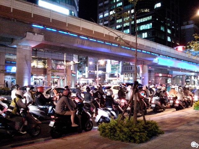 LG G Pro Lite大螢幕+觸控筆 雙卡全民機