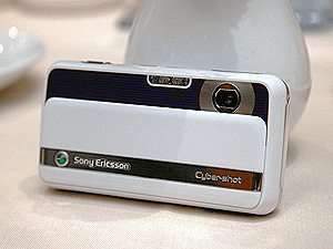 【MWC 2009】微笑就「對」了！SE C903 美型拍照款