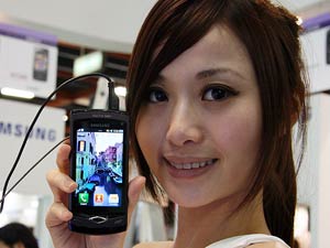 SAMSUNG S8500 Wave 在台首曝光