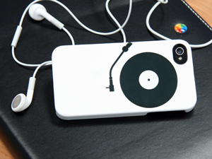 音樂與時尚結合 - iPhone 4保護殼