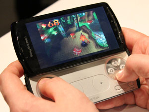 SE XPERIA Play實機 2/18台灣亮相